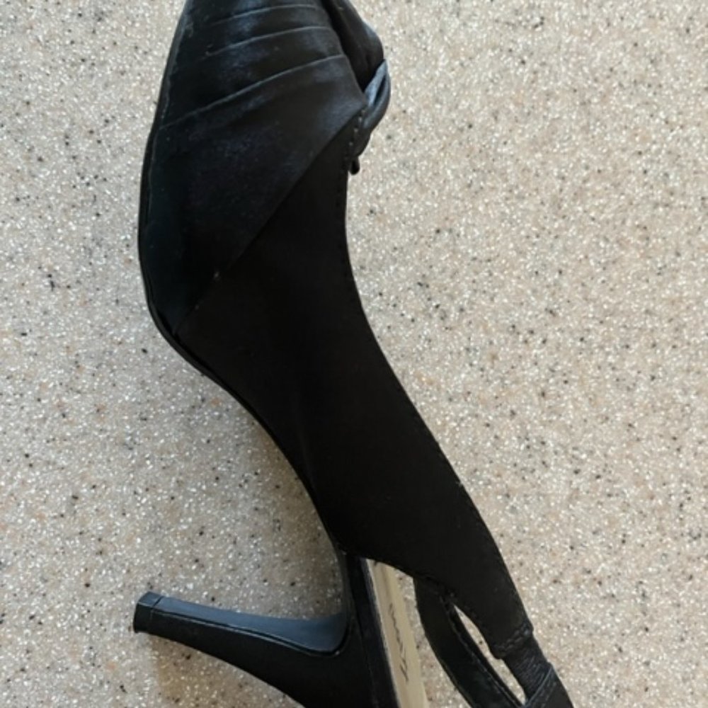 Women's Fioni Black Satin Dress Shoe